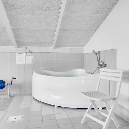 Holiday home Gorgeous In Hjorring With Sauna *