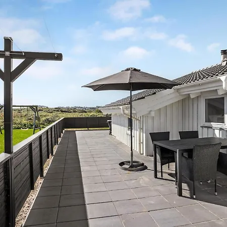 Holiday home Gorgeous In Hjorring With Sauna